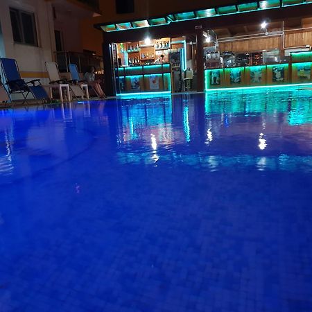 Brian Hotel Веліпоя Екстер'єр фото
