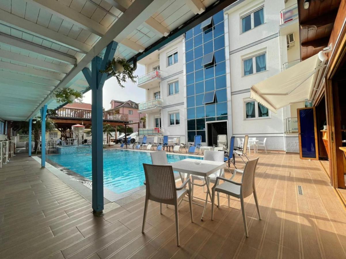 Brian Hotel Веліпоя Екстер'єр фото