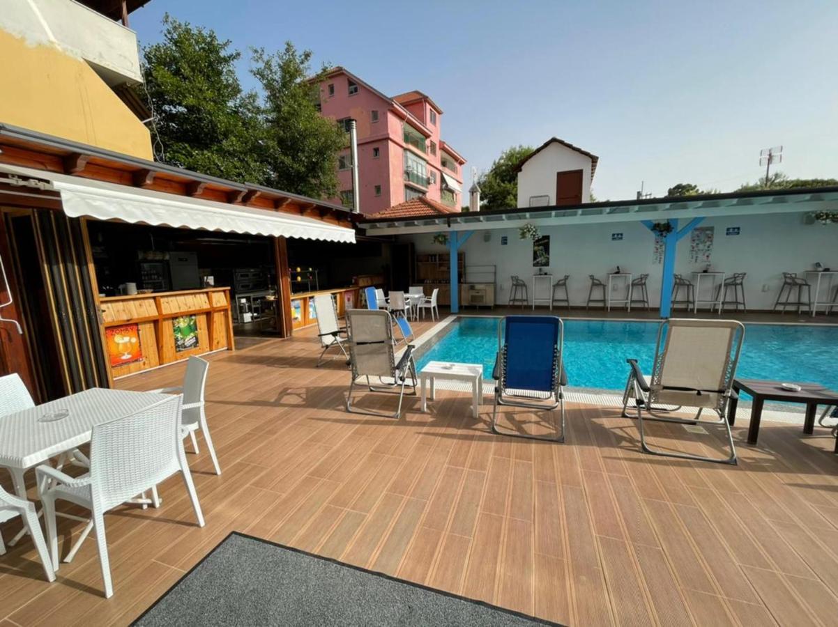 Brian Hotel Веліпоя Екстер'єр фото