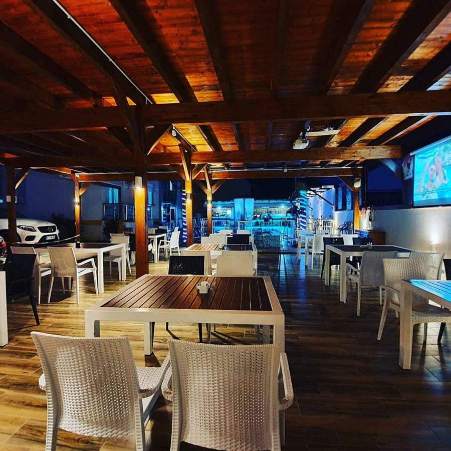 Brian Hotel Веліпоя Екстер'єр фото
